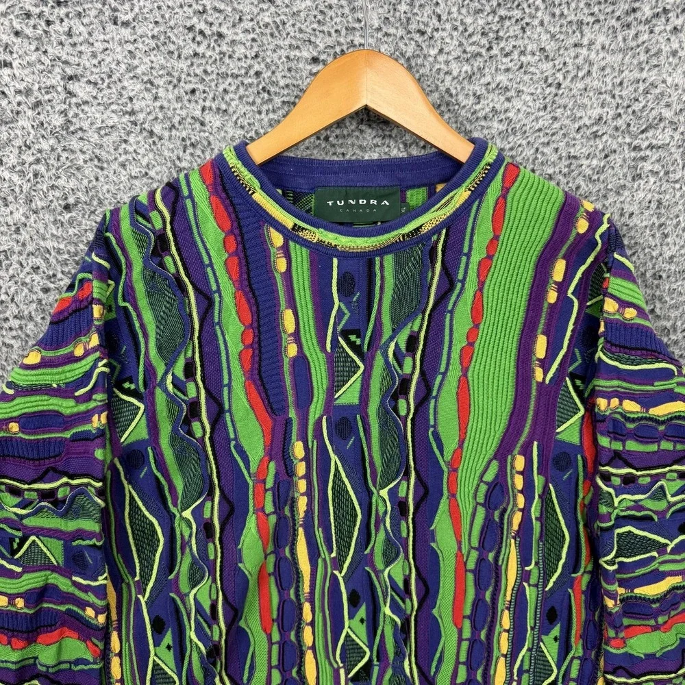 Tundra vintage sweater